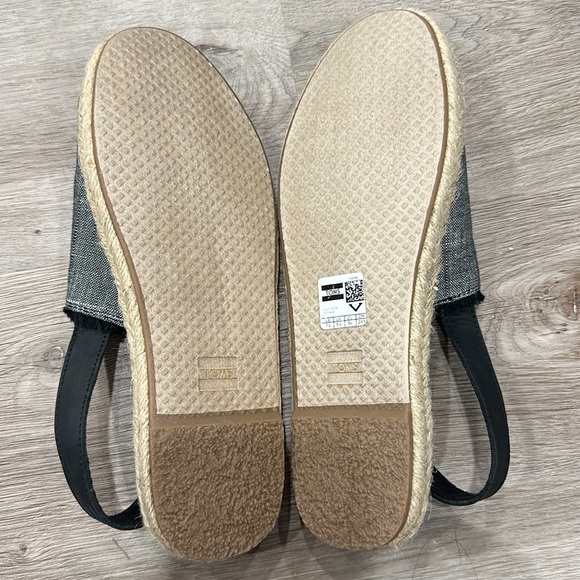 Brand new - Toms Espadrilles - Picture 3 of 3